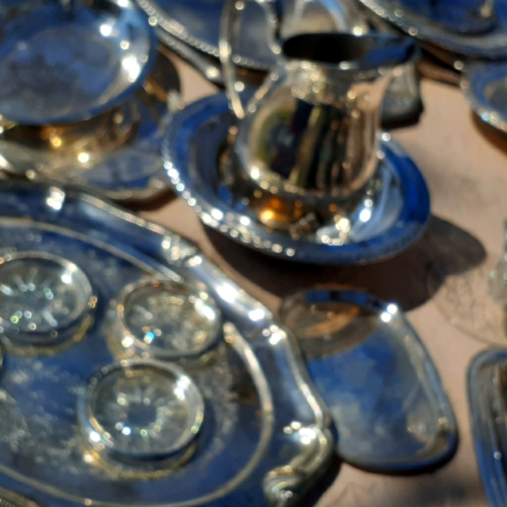 Silver serving set